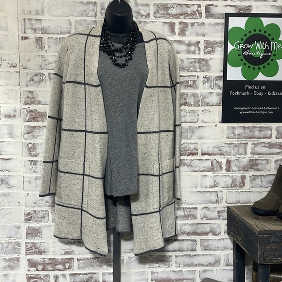 Eileen fisher black cardigan - Picture 5 of 8